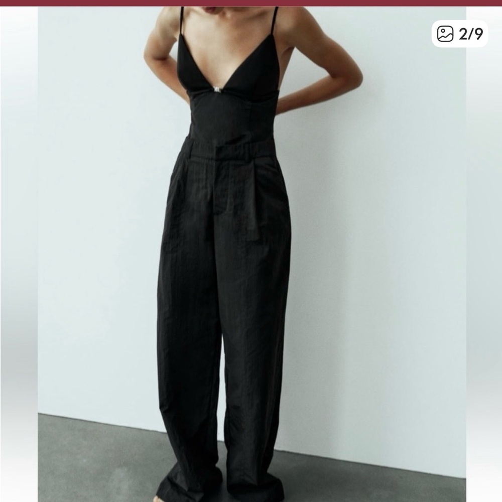 Zara Women's Chic Black Jumpsuit - Picture 3 of 6